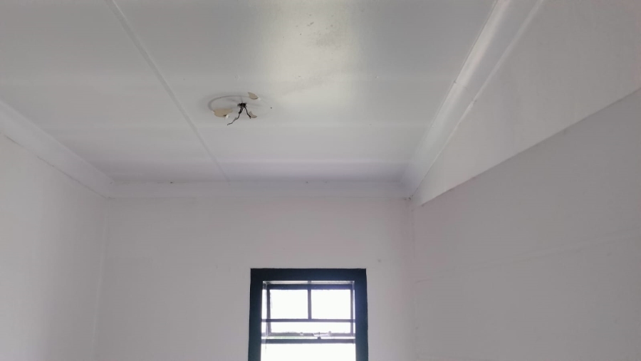 2 Bedroom Property for Sale in Selosesha Free State